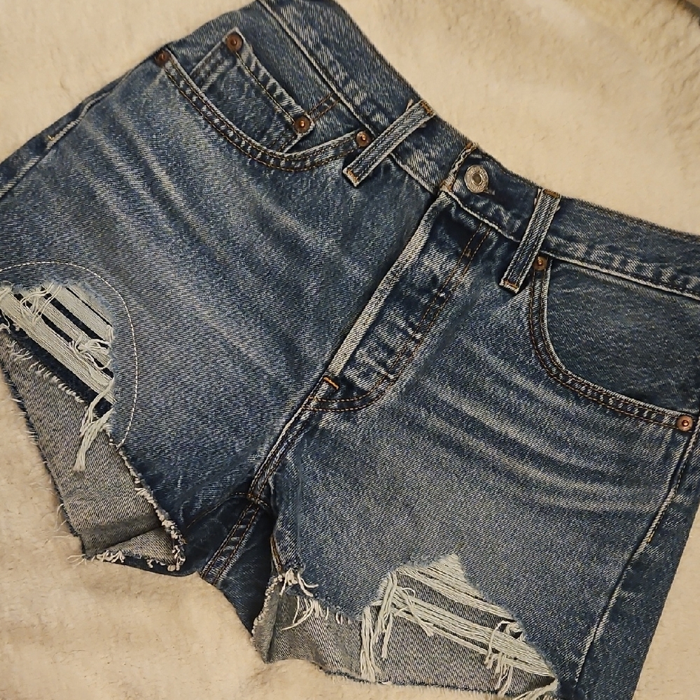 Levi's 501 NWOT Distressed Jean Shorts
